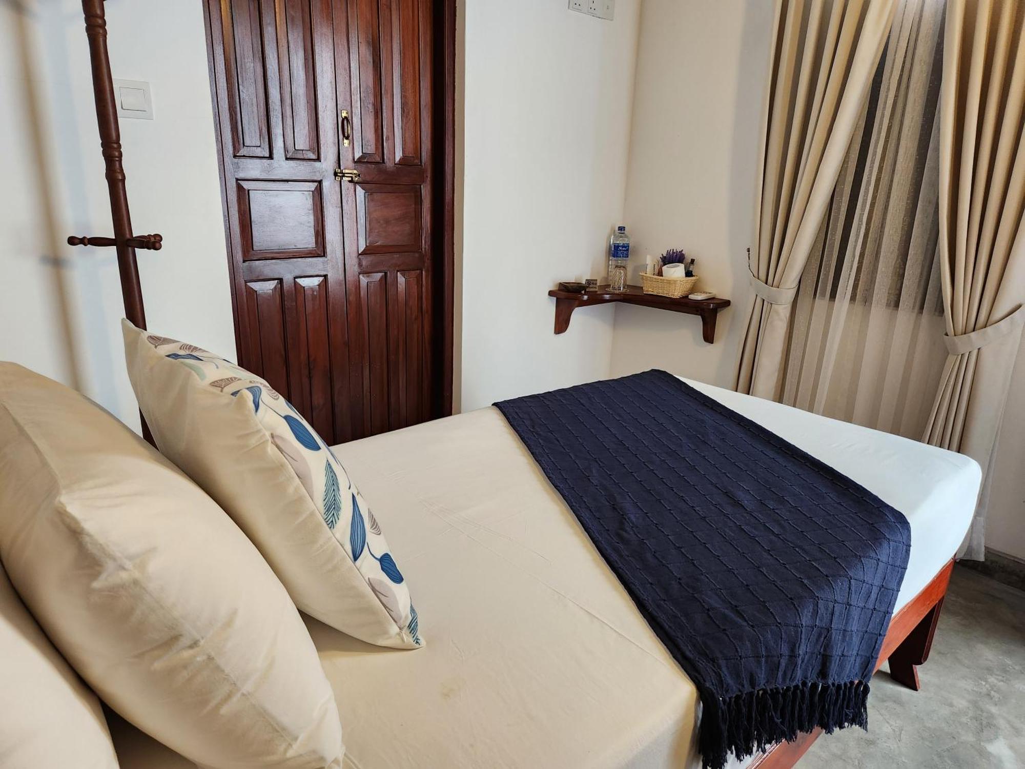 Zee Golf Affordable Luxury Hotel Galle Exterior photo